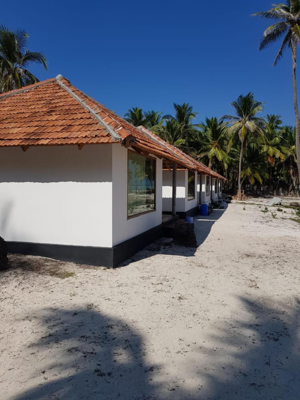 Flyzone Seashell Cottages Only For Indian Nationals With Valid Entry Permit Agatti Exterior photo
